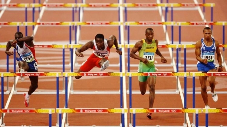 车辆模型教育竞赛在杭上演 千余名青少年比拼脑力与技术